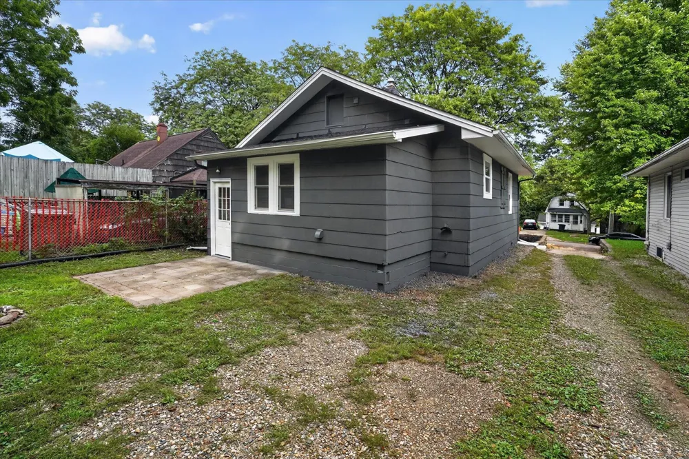70 Kelley Avenue Battle Creek, MI 49017