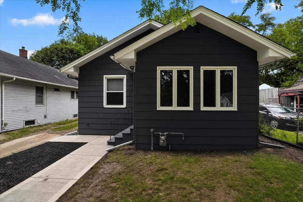 70 Kelley Avenue Battle Creek, MI 49017