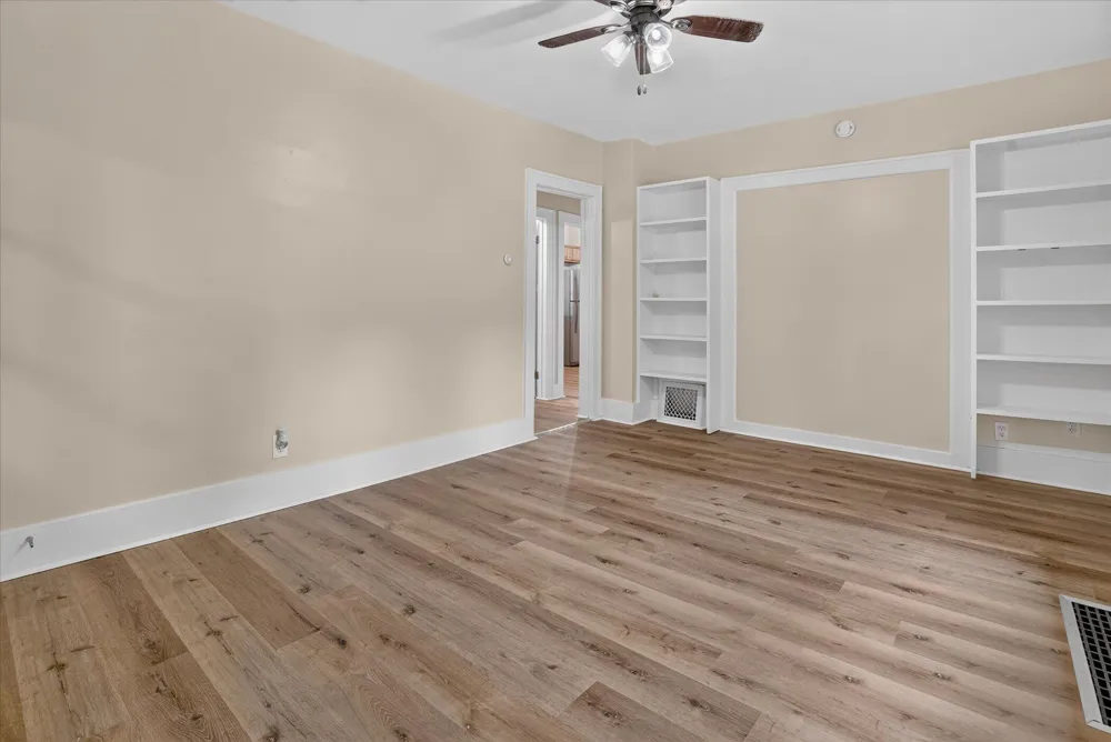 70 Kelley Avenue Battle Creek, MI 49017