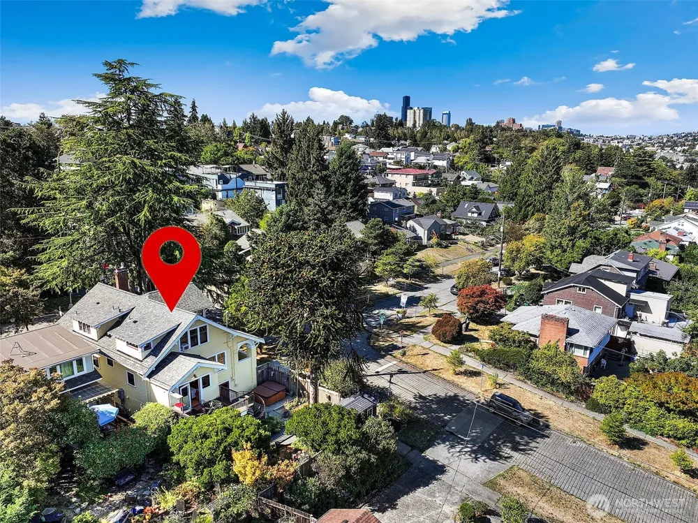2502 18th Avenue S Seattle, WA 98144