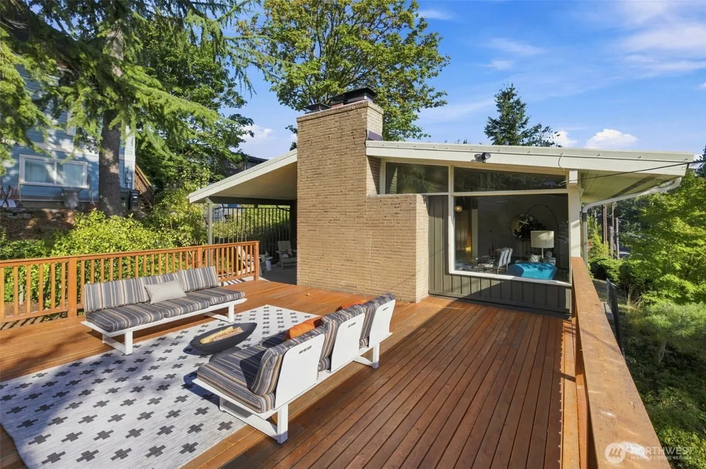 5417 S Orcas Street Seattle, WA 98118
