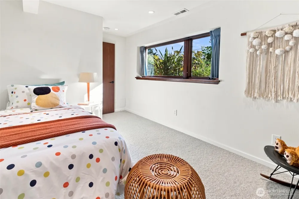 5417 S Orcas Street Seattle, WA 98118