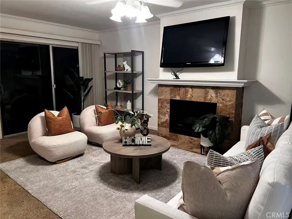 3160 E Palm Fullerton, CA 92831