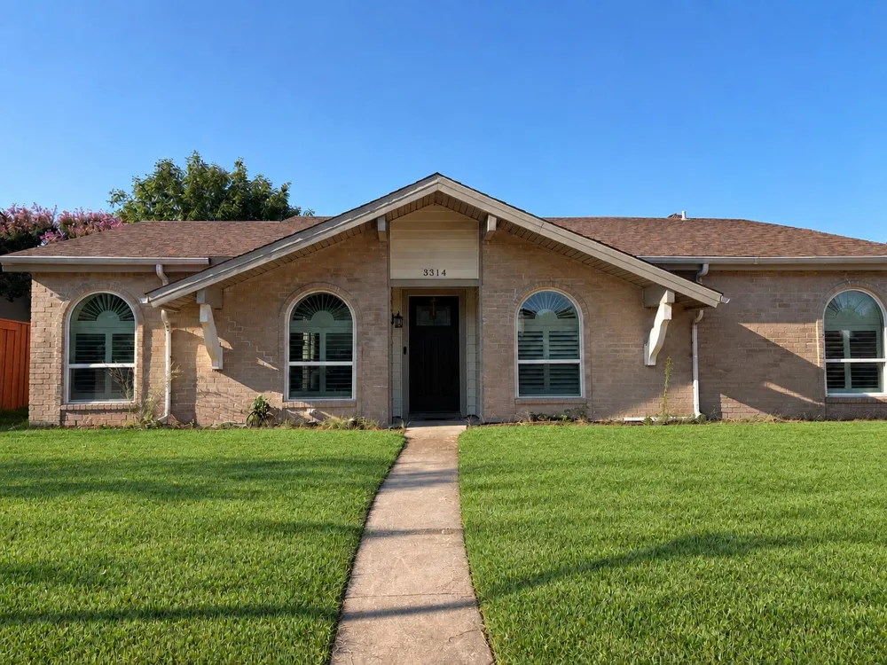 3314 Ivanhoe Lane Garland, TX 75044