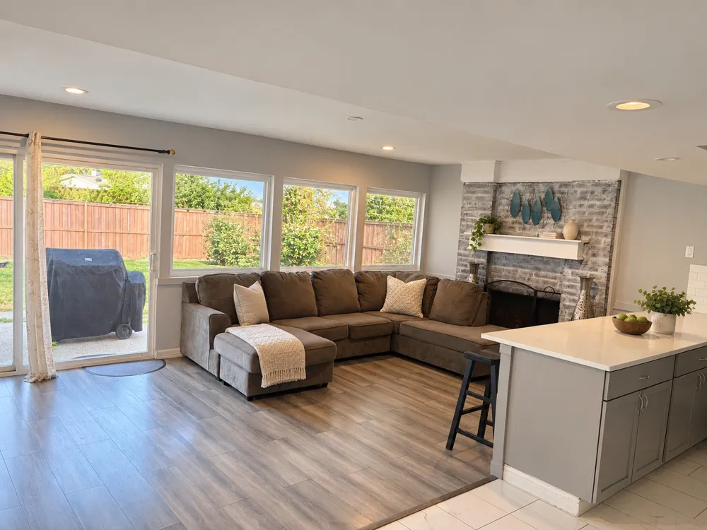 3314 Ivanhoe Lane Garland, TX 75044
