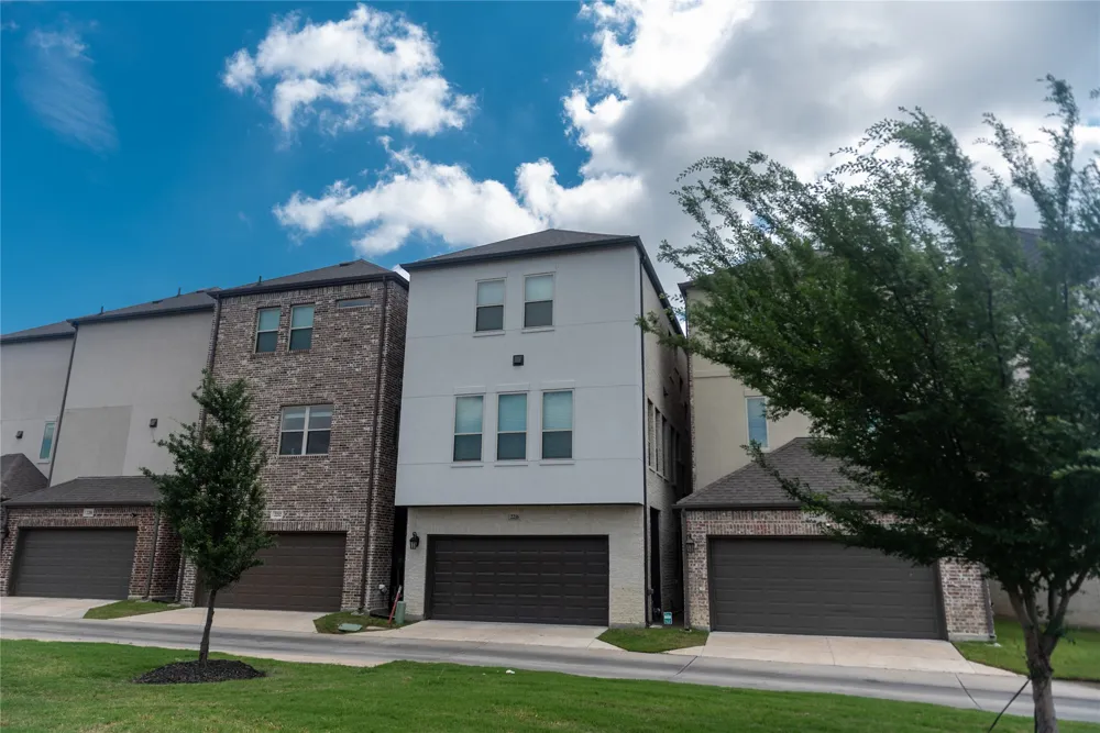 2216 Palomino Street Mesquite, TX 75149