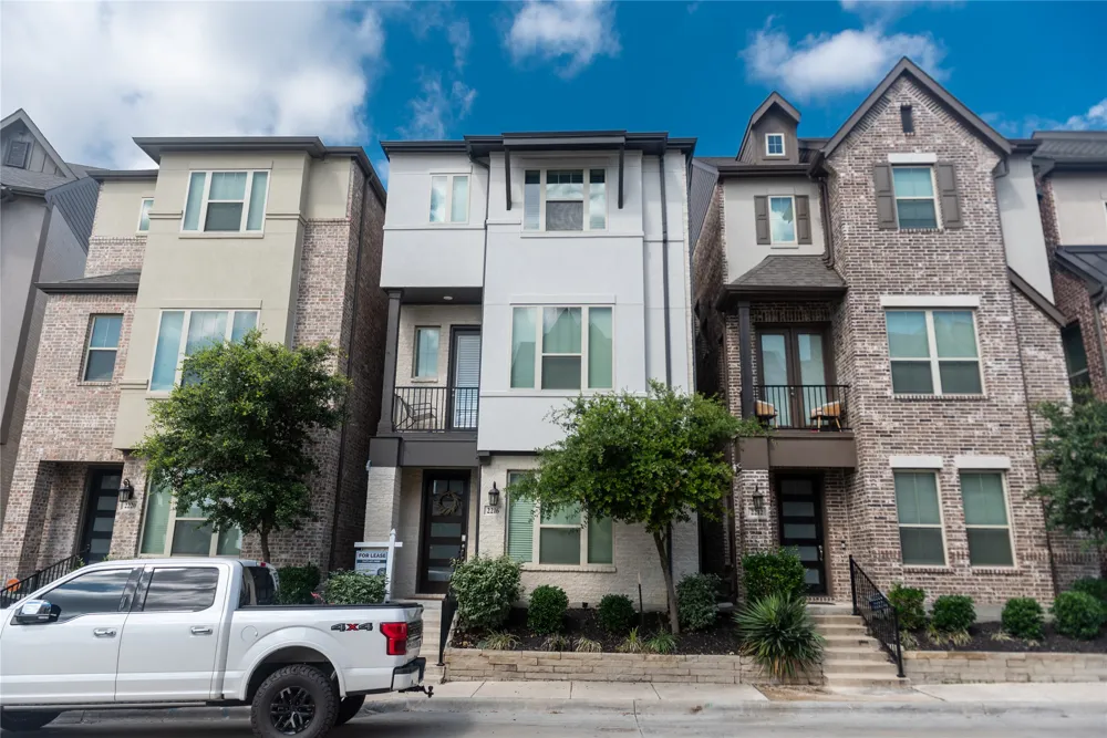 2216 Palomino Street Mesquite, TX 75149