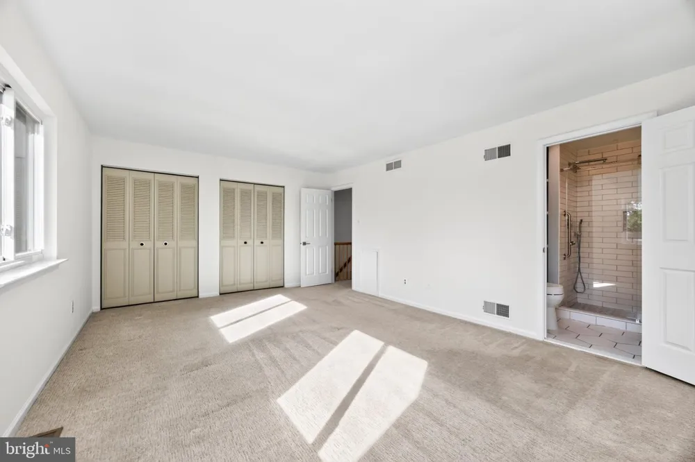 122 PEMBROKE COURT Exton, PA 19341