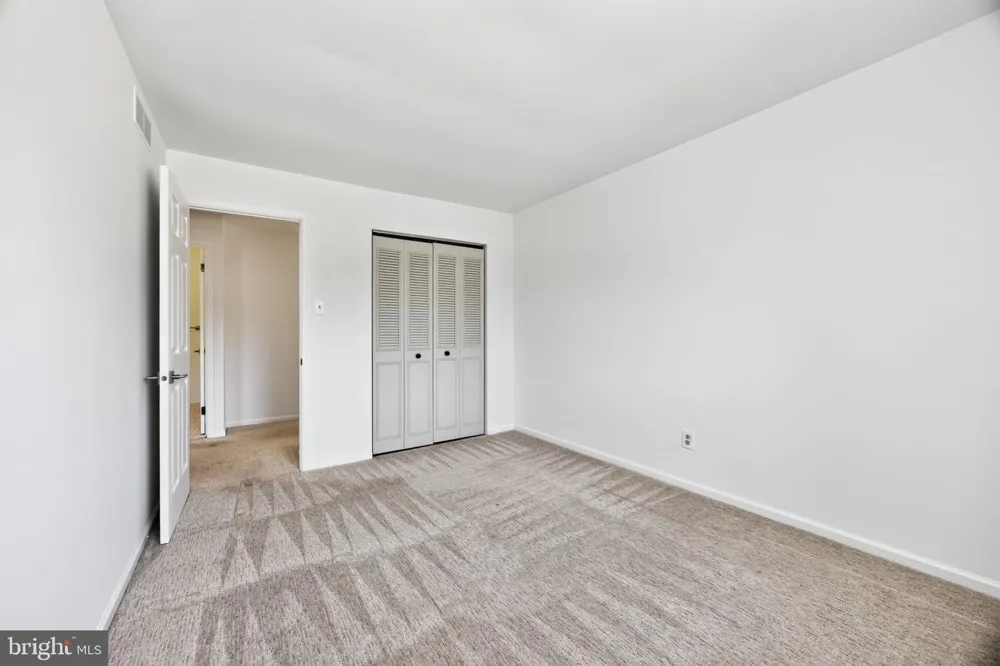 122 PEMBROKE COURT Exton, PA 19341