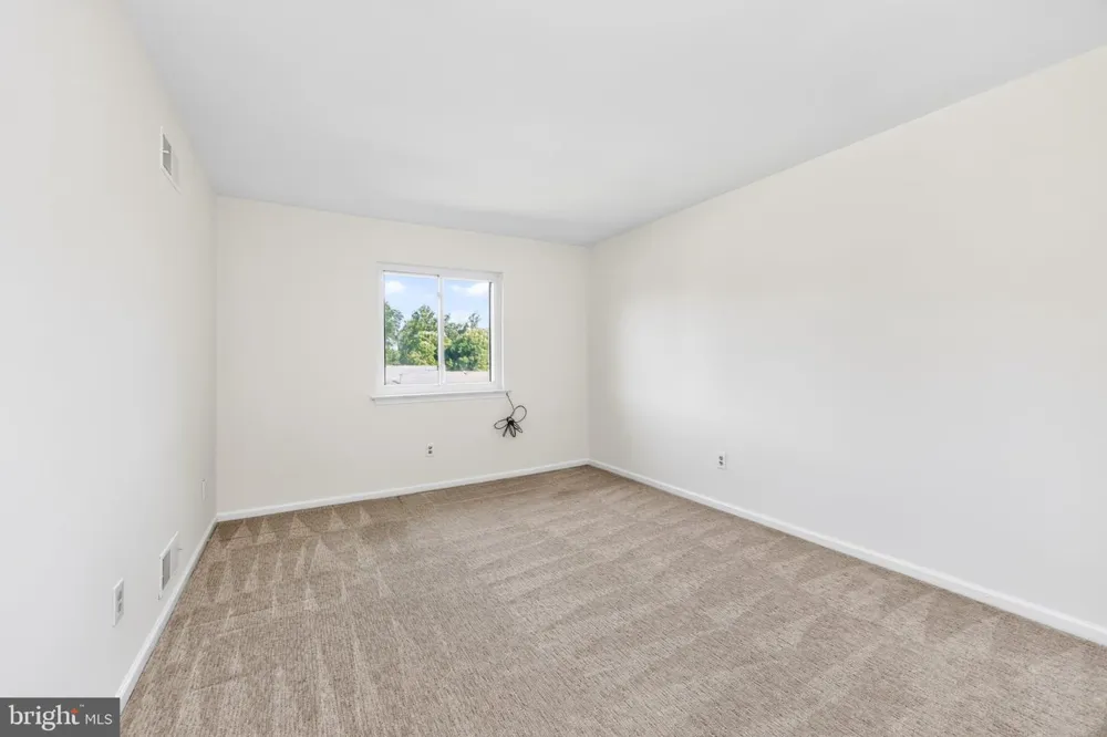 122 PEMBROKE COURT Exton, PA 19341