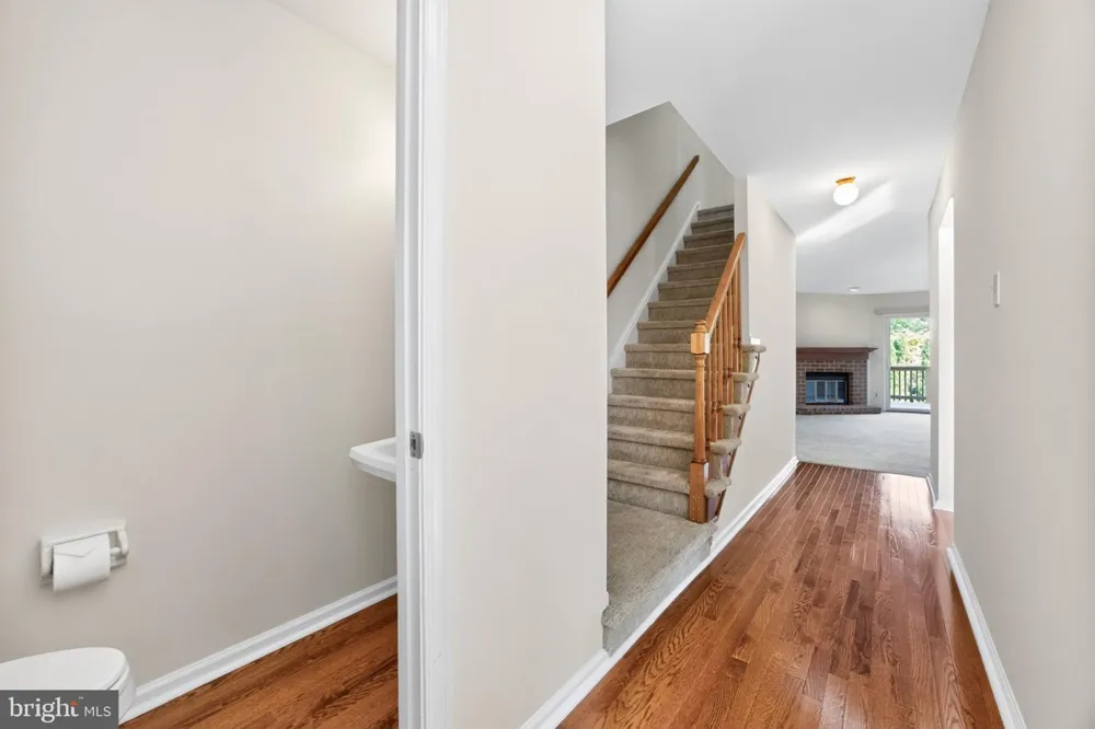 122 PEMBROKE COURT Exton, PA 19341
