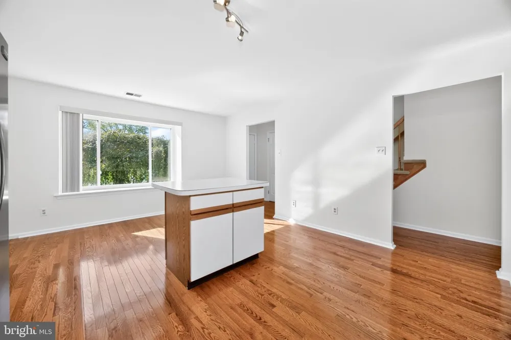 122 PEMBROKE COURT Exton, PA 19341