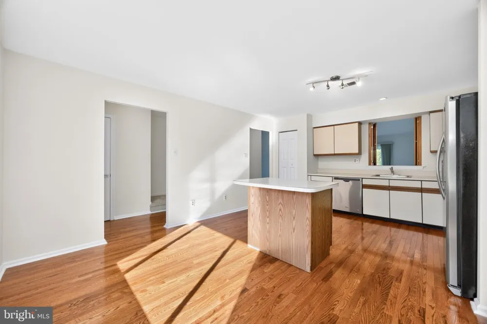 122 PEMBROKE COURT Exton, PA 19341