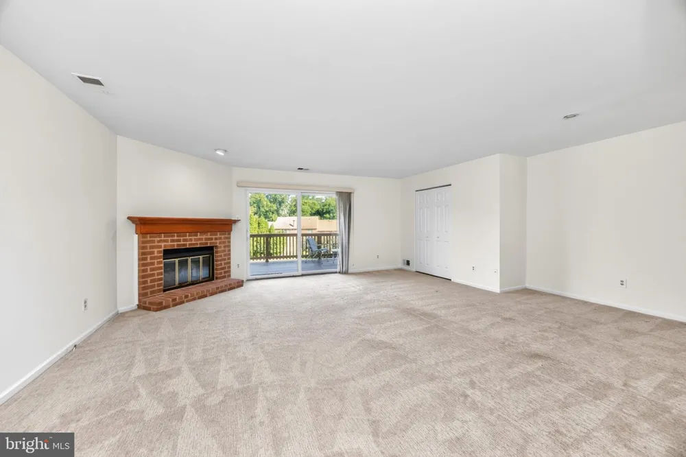 122 PEMBROKE COURT Exton, PA 19341