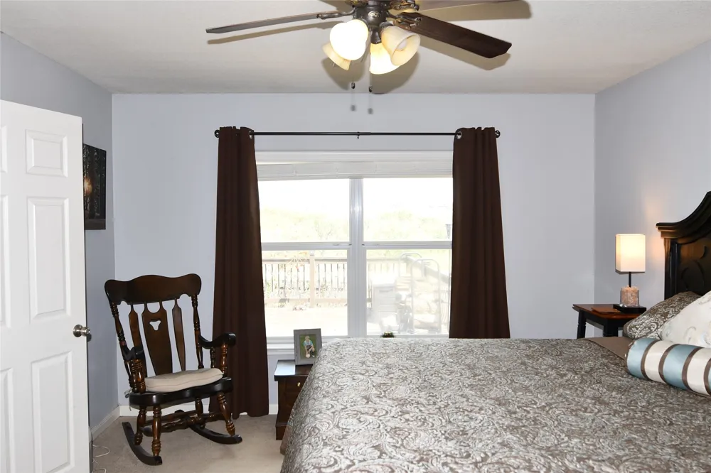 215 Dodge City Trail Newark, TX 76071