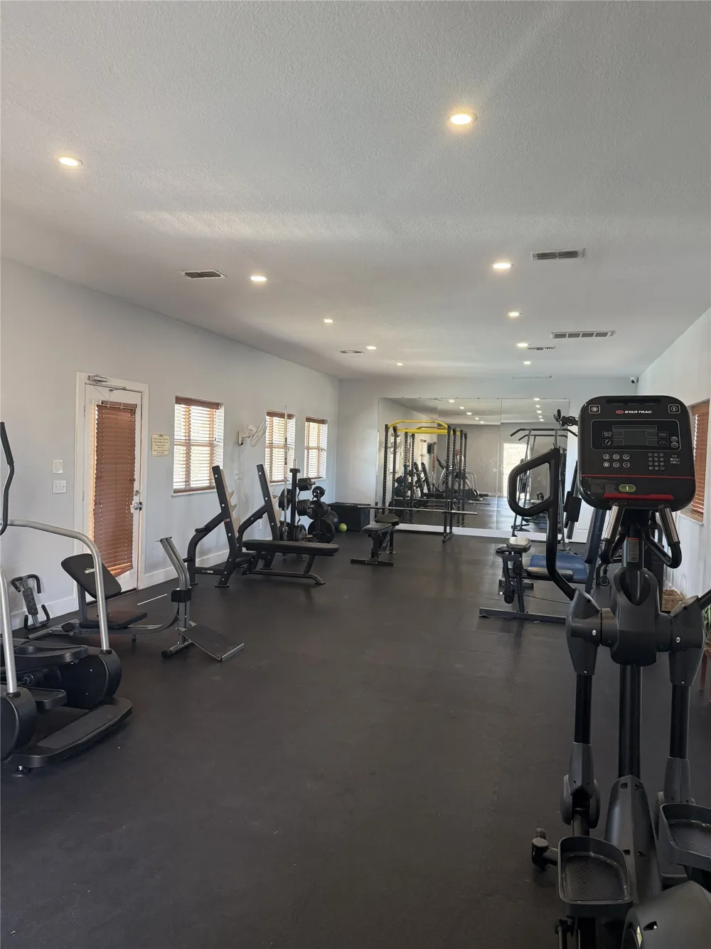 215 Dodge City Trail Newark, TX 76071