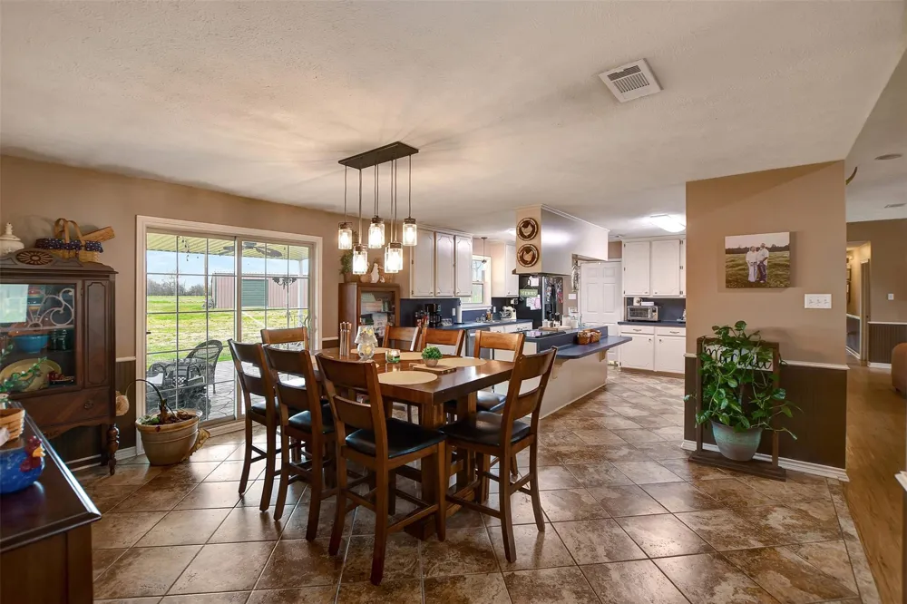 599 County Road 295 Garrison, TX 75946