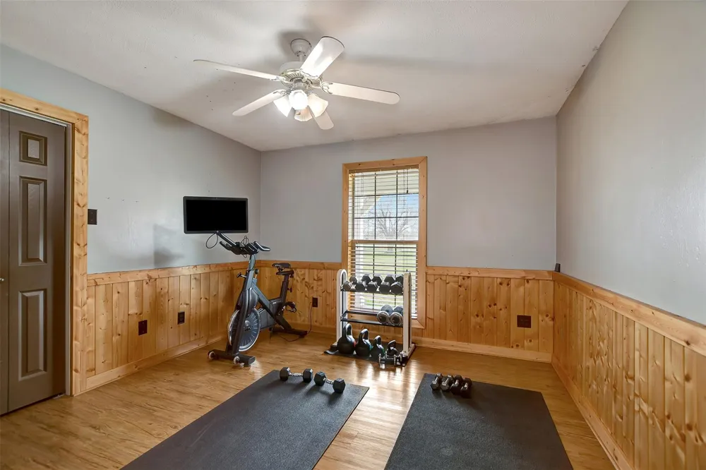 599 County Road 295 Garrison, TX 75946