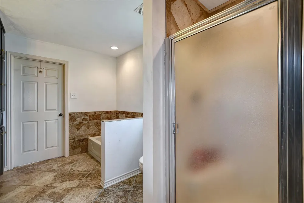 599 County Road 295 Garrison, TX 75946