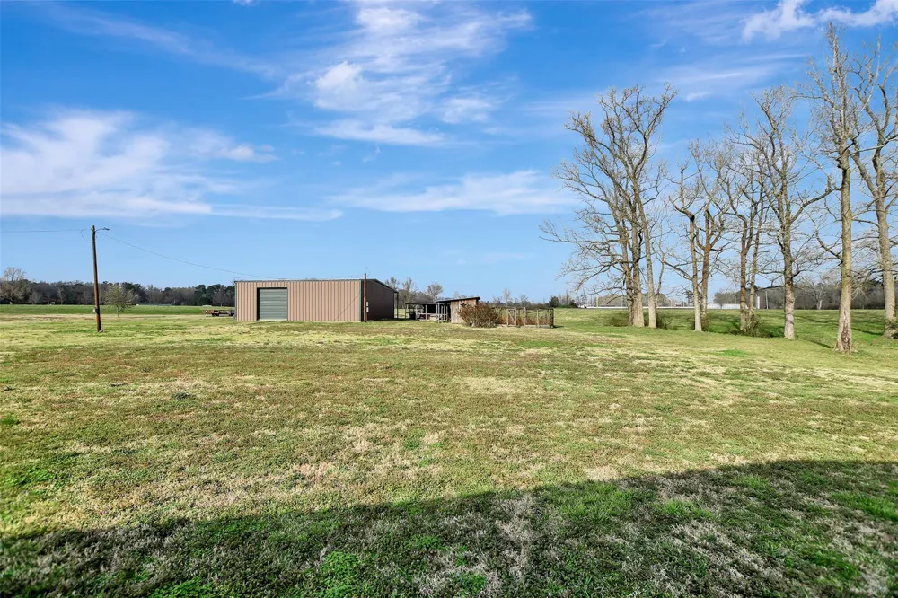 599 County Road 295 Garrison, TX 75946