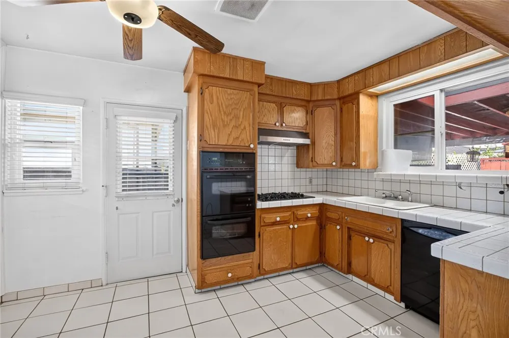 10923 Belcher Norwalk, CA 90650
