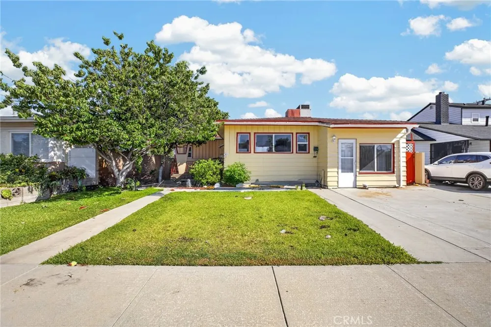 10923 Belcher Norwalk, CA 90650