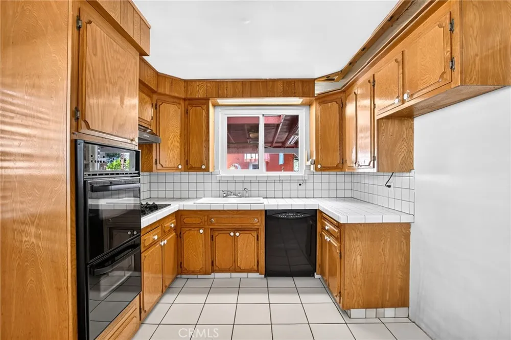 10923 Belcher Norwalk, CA 90650