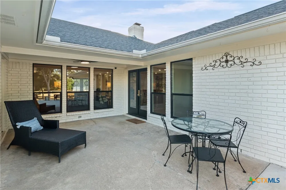 1515 Lake Road Belton, TX 76513