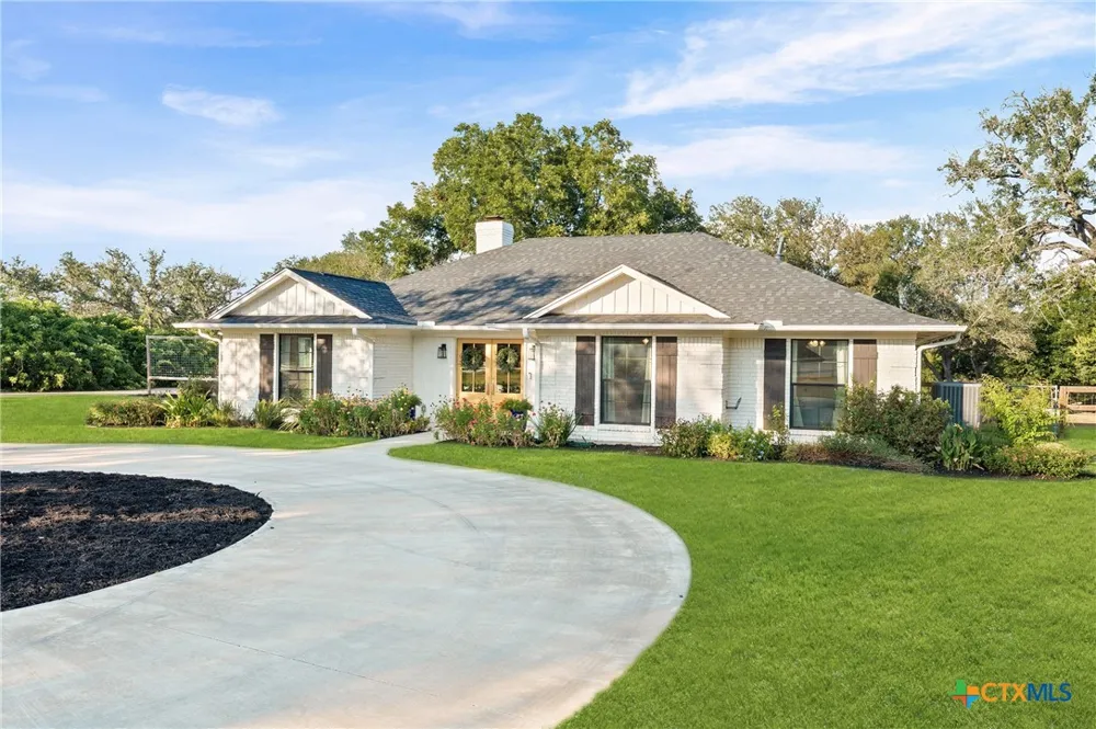 1515 Lake Road Belton, TX 76513