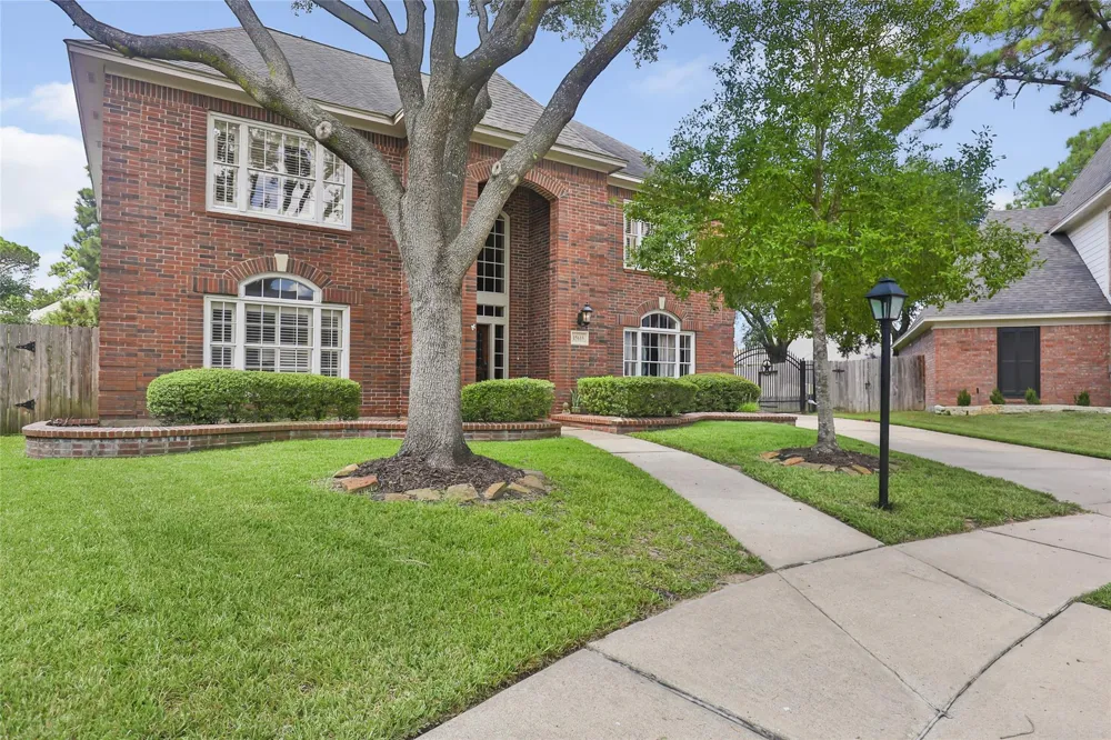 15615 Wildwood Run Cypress, TX 77433