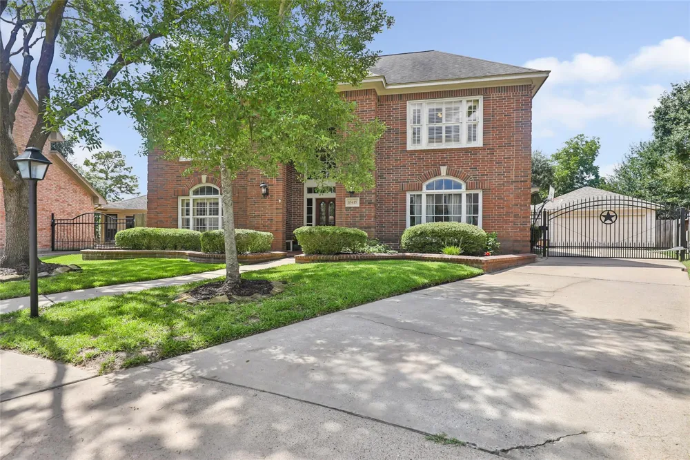15615 Wildwood Run Cypress, TX 77433