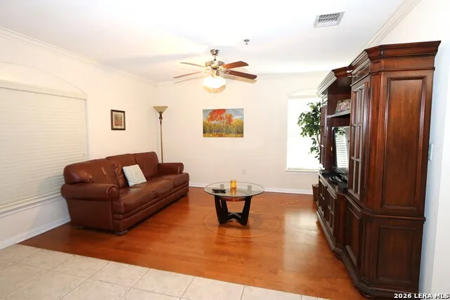 7323 SNOWDEN RD #3101 San Antonio, TX 78240