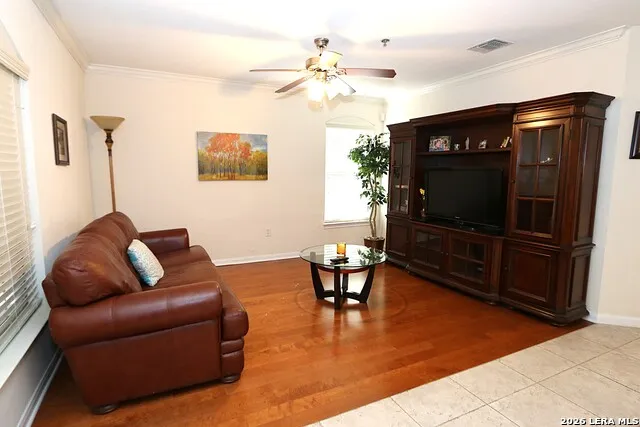 7323 SNOWDEN RD #3101 San Antonio, TX 78240