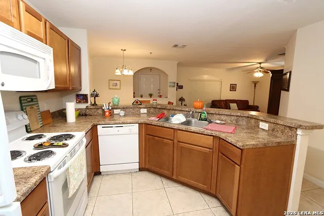 7323 SNOWDEN RD #3101 San Antonio, TX 78240