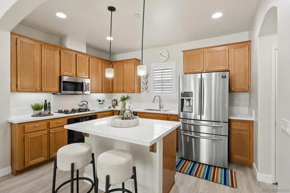 10505 Zenor #21 San Diego, CA 92127