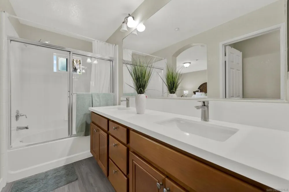 10505 Zenor #21 San Diego, CA 92127
