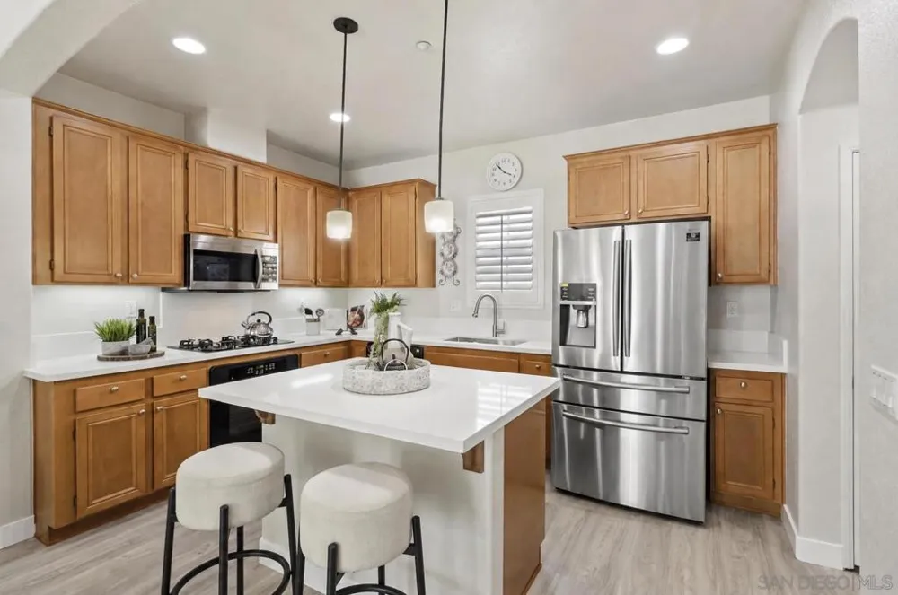 10505 Zenor #21 San Diego, CA 92127