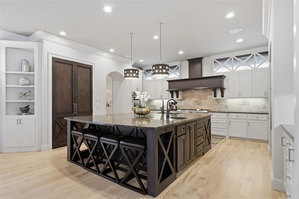 5708 W Austin Street Broken Arrow, OK 74011
