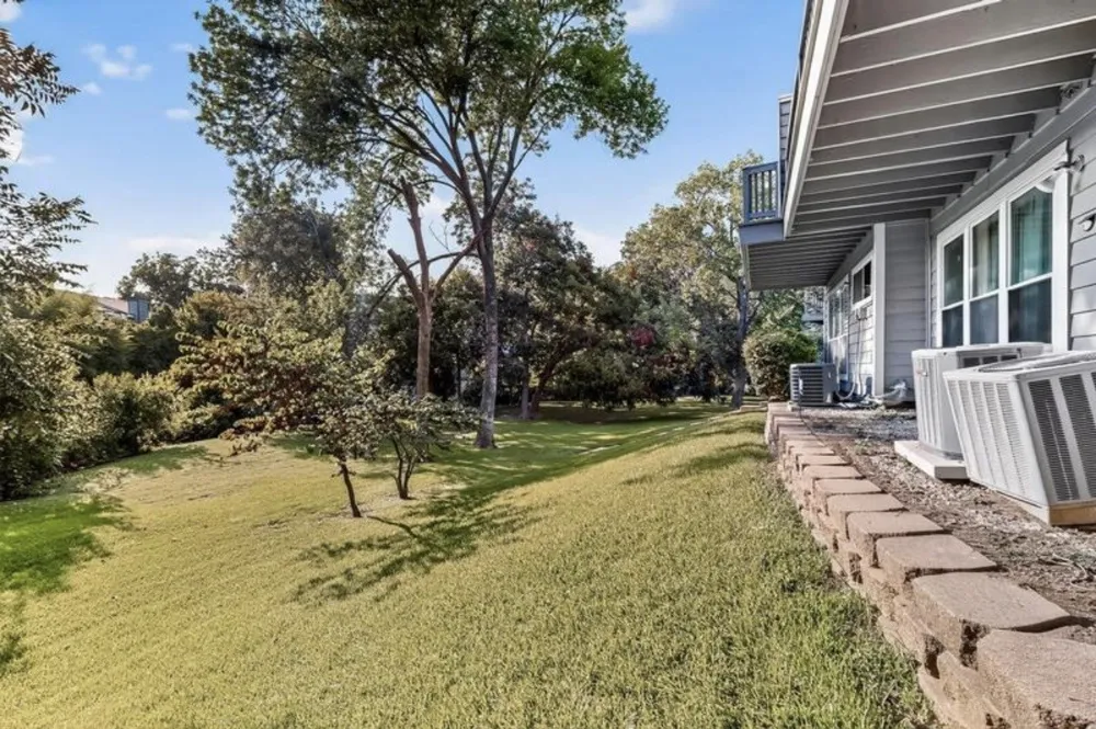 9222 Church Road #114 Dallas, TX 75231