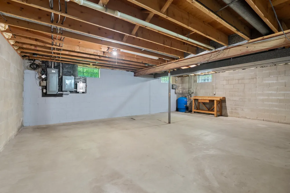 2910 5th Street Kalamazoo, MI 49009