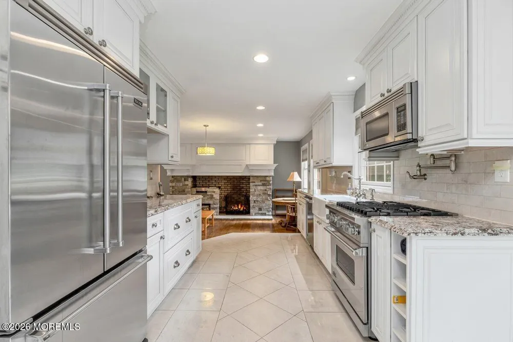19 Fairway W Colts Neck, NJ 07722