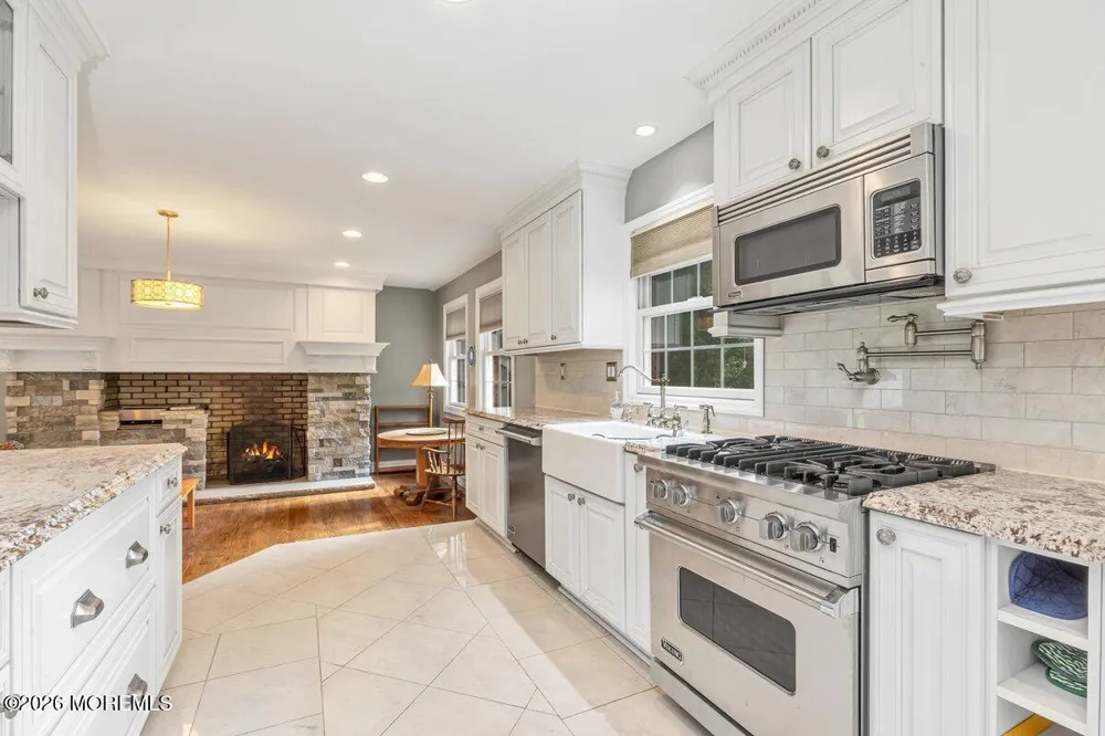 19 Fairway W Colts Neck, NJ 07722