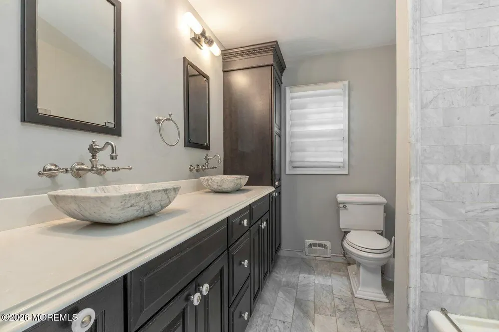 19 Fairway W Colts Neck, NJ 07722