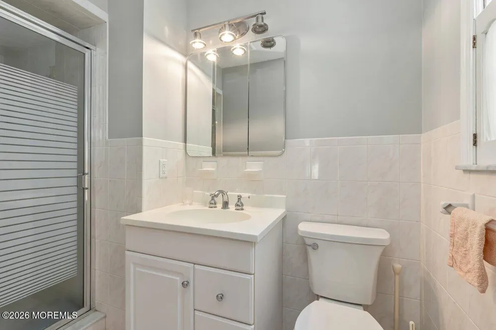 19 Fairway W Colts Neck, NJ 07722