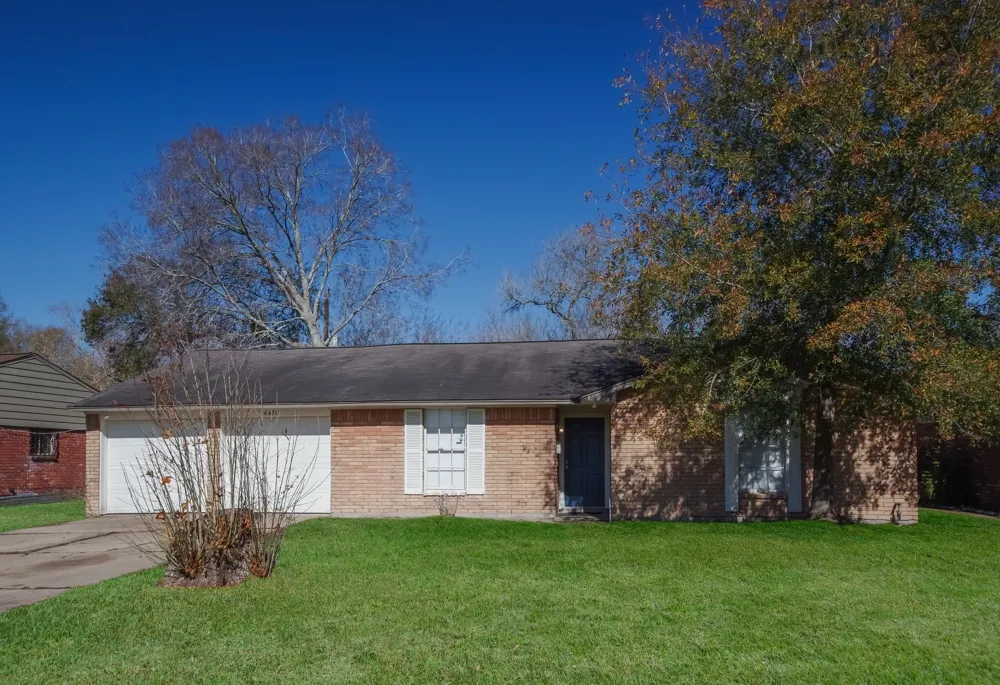 4430 Grapevine Street Houston, TX 77045