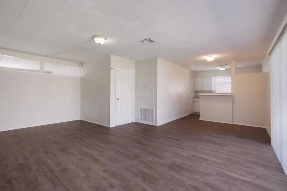 4430 Grapevine Street Houston, TX 77045