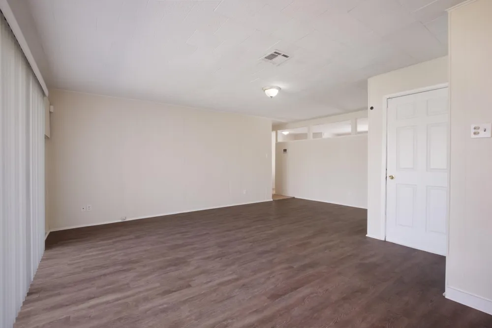 4430 Grapevine Street Houston, TX 77045