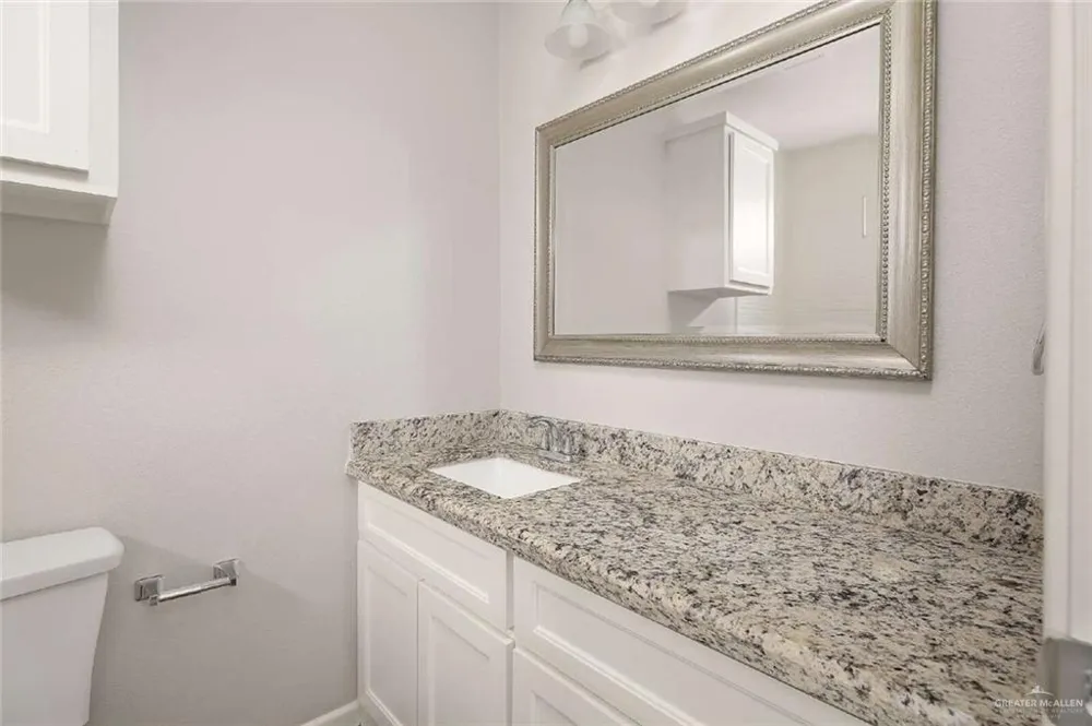 2109 Canyon Road #1 Weslaco, TX 78596