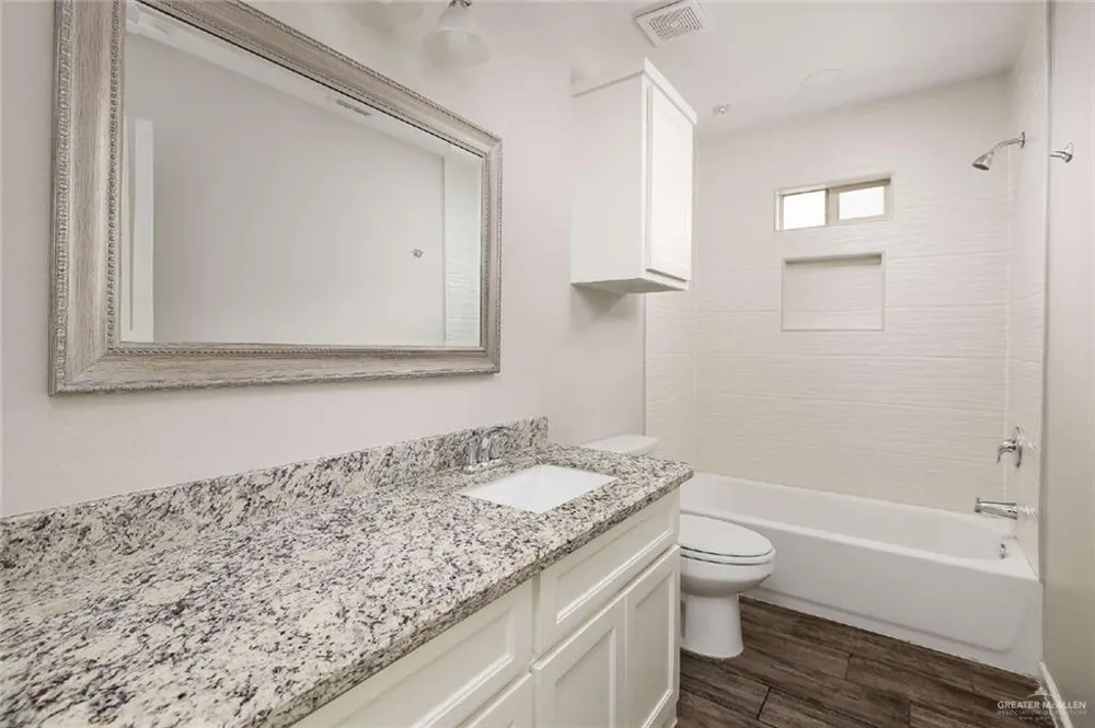2109 Canyon Road #1 Weslaco, TX 78596