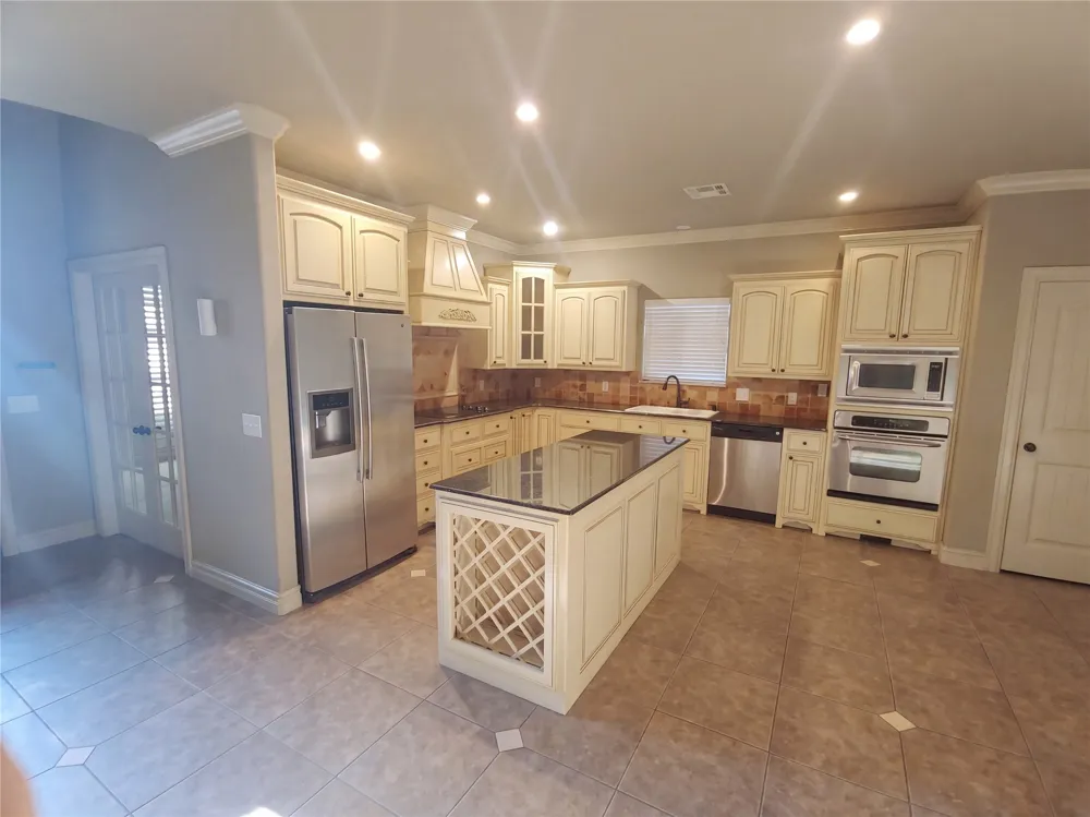 3908 Pine Avenue Broken Arrow, OK 74012
